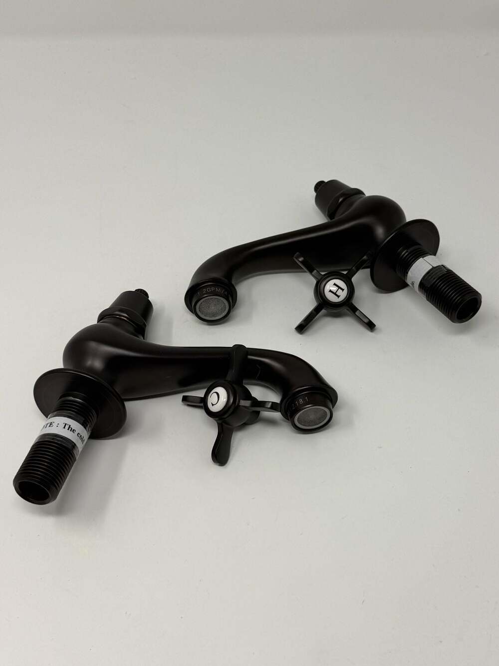 Kingston Brass Heritage Double Handle Basin Tap Faucet Oil Rubbed Bronze